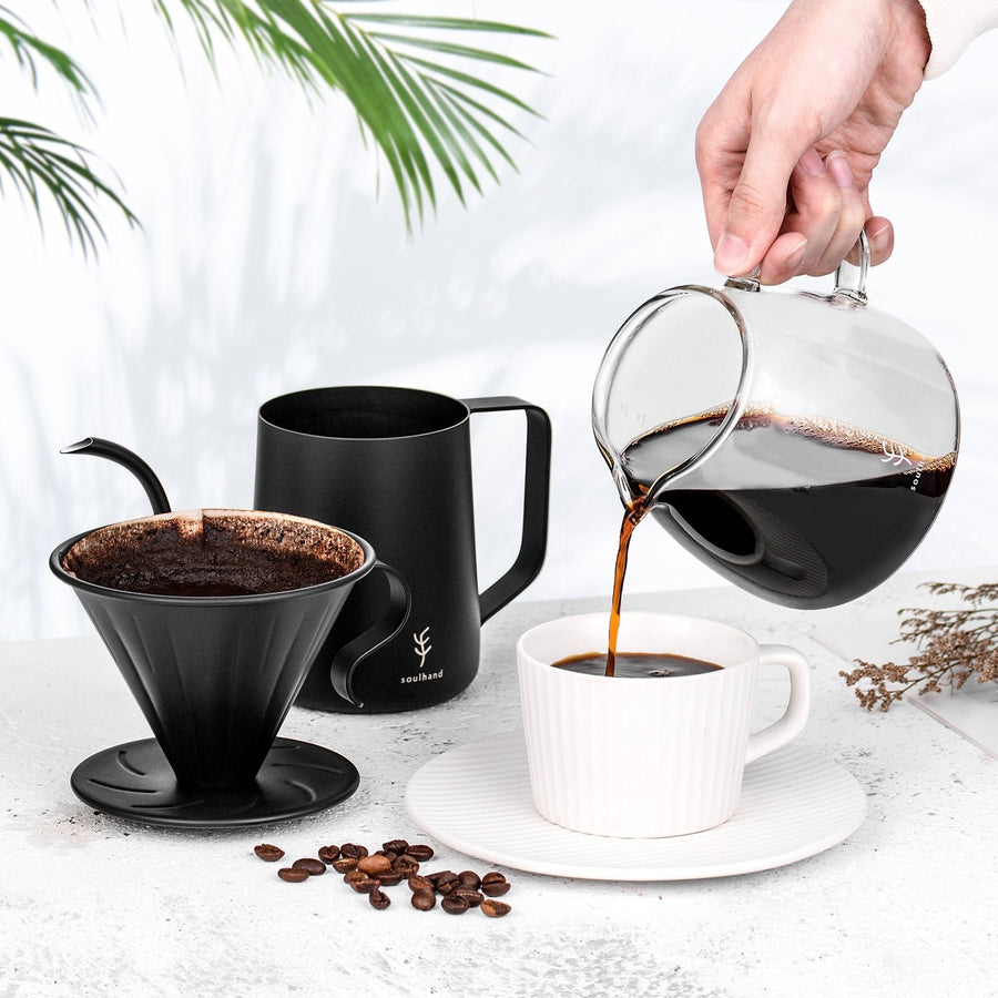 https://www.soulhandpro.com/cdn/shop/products/soulhand-pour-over-coffee-maker-set-17oz-50-pcs-filter-paper-pour-over-soulhand-652862_900x.jpg?v=1647424649